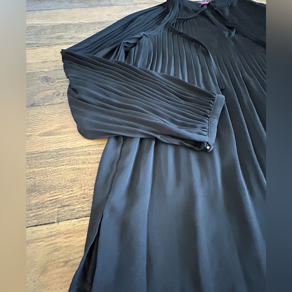 VINCE CAMUTO Mini Pleated black mock neck loose fit Top Office oversized - Picture 8 of 10